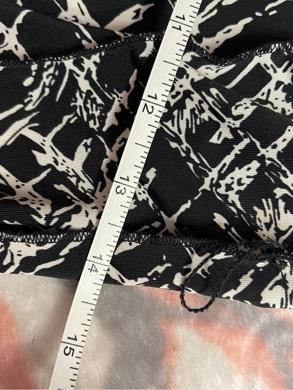 Blooming rose Sleeveless Black and White Midi Dress with Pleated Hem - Picture 4 of 7